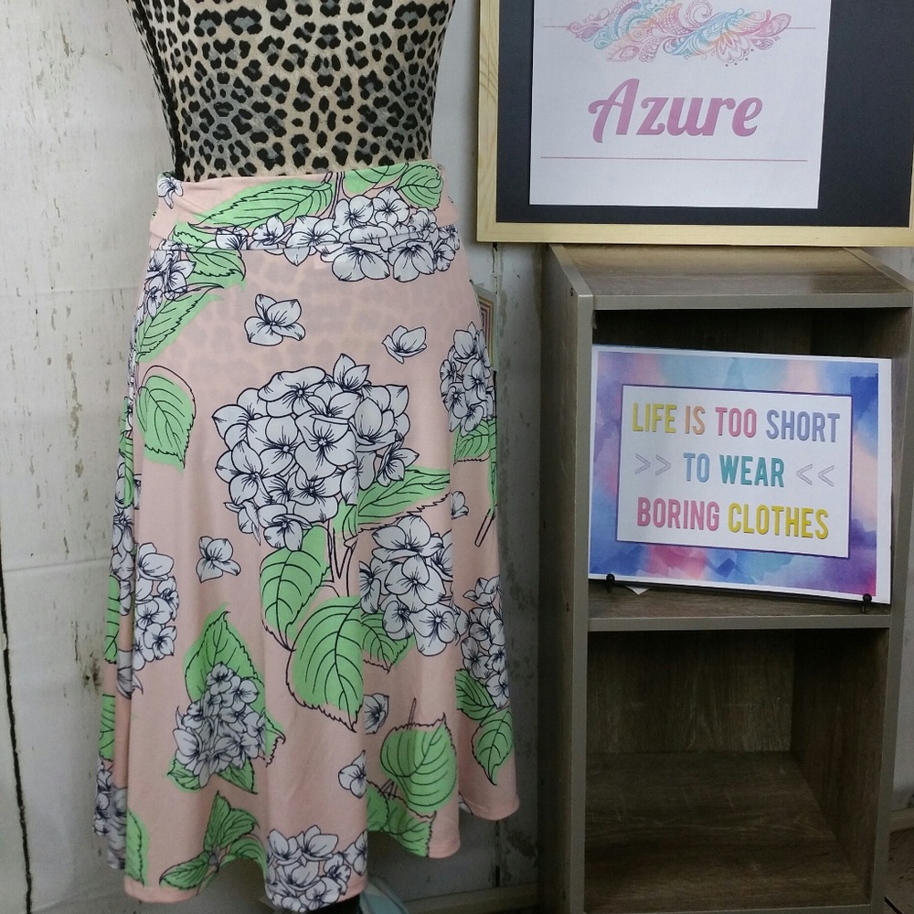 SOLD: Lularoe Azure Skirt